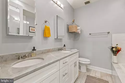Bath - 301 K St NE #1, Washington, DC 20002 photo 1 of 4