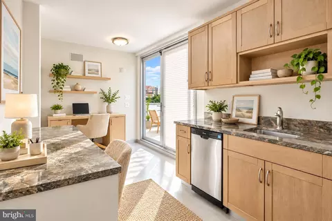 Kitchen - 2351 Champlain St NW #PH4, Washington, DC 20009 photo 2 of 2