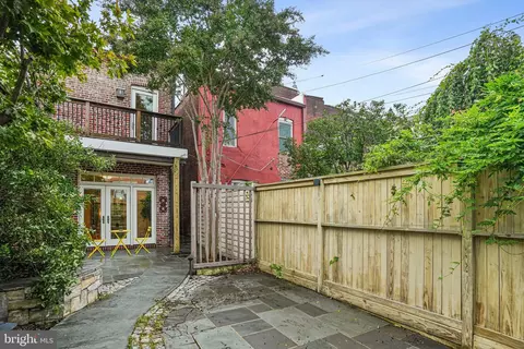 Exterior - 520 4th St NE, Washington, DC 20002 photo 4 of 4