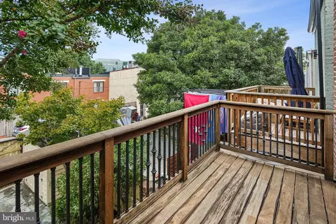 Exterior - 520 4th St NE, Washington, DC 20002 photo 2 of 4