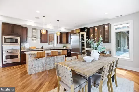 Dining - 915 3rd St NE, Washington, DC 20002 photo 1 of 3