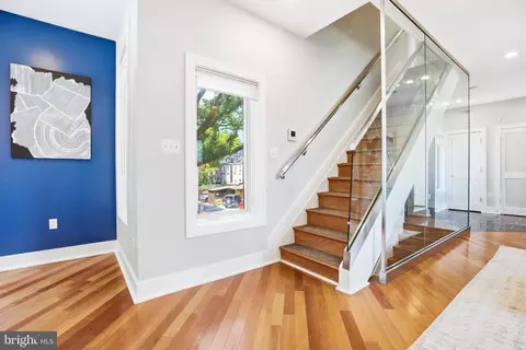 Entry Way - 915 3rd St NE, Washington, DC 20002 photo 5 of 12