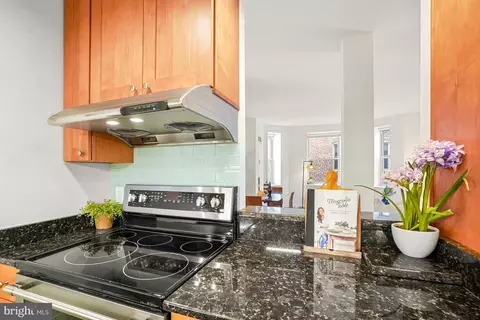 Kitchen - 2000 16th St NW #403, Washington, DC 20009 photo 3 of 4