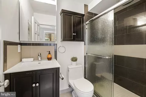 Bath - 2000 16th St NW #403, Washington, DC 20009 photo 1 of 3