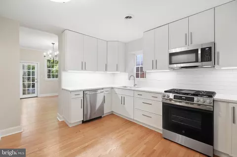 Kitchen - 15 15th St SE, Washington, DC 20003 photo 1 of 2