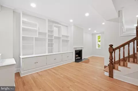 Living - 15 15th St SE, Washington, DC 20003 photo 4 of 4