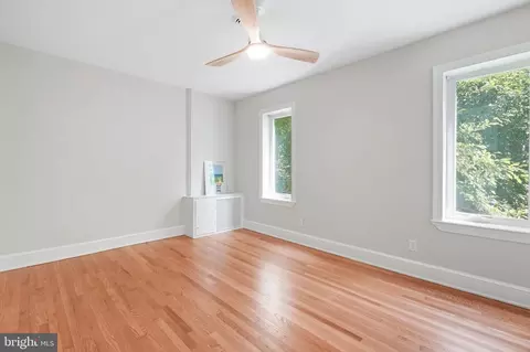 Bedroom - 15 15th St SE, Washington, DC 20003 photo 3 of 5