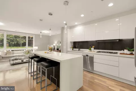 5109 Connecticut Ave NW #2, Washington, DC 20008