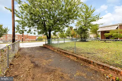 Exterior - 101 56th Pl SE, Washington, DC 20019 photo 3 of 3