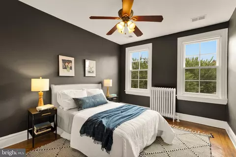 Bedroom - 1360 Spring Rd NW, Washington, DC 20010 photo 4 of 8