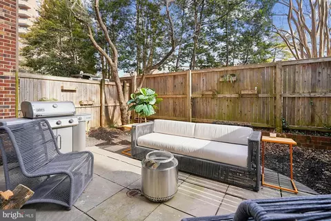 Exterior - 3263 Sutton Pl NW #C, Washington, DC 20016 photo 3 of 7