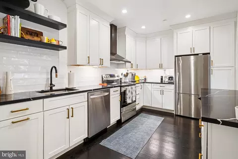 Kitchen - 3263 Sutton Pl NW #C, Washington, DC 20016 photo 1 of 4