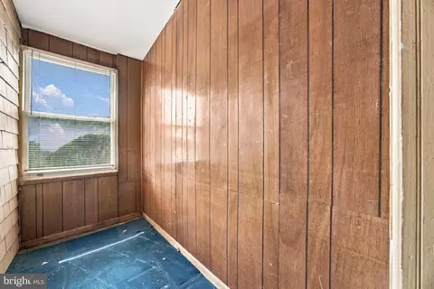 Entry Way - 418 Nicholson St NW, Washington, DC 20011 photo 3 of 5