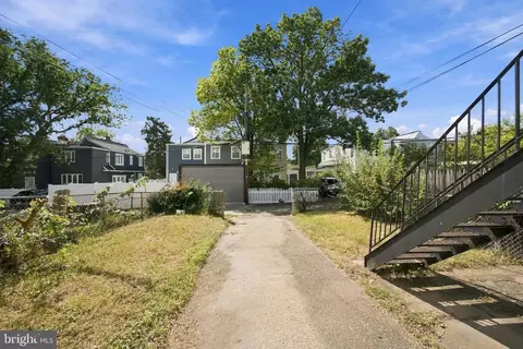 Exterior - 418 Nicholson St NW, Washington, DC 20011 photo 6 of 7