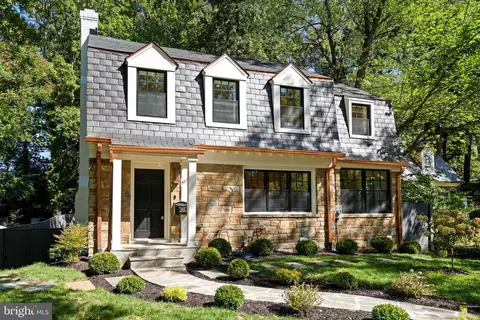 4115 46th St NW, Washington, DC 20016