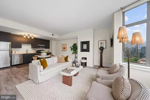 460 New York NW #802, Washington, DC 20001