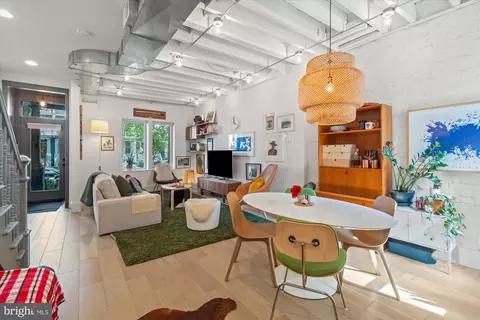 Other - 515 14th St SE, Washington, DC 20003 photo 3 of 10