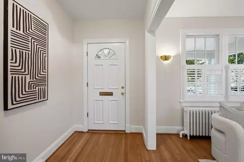 Entry Way - 3810 Beecher St NW, Washington, DC 20007 photo 2 of 4