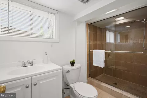 Bath - 3810 Beecher St NW, Washington, DC 20007 photo 6 of 6