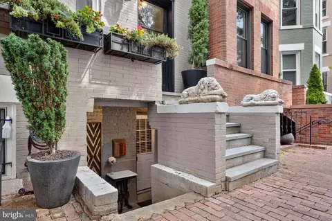 Exterior - 1761 Willard St NW, Washington, DC 20009 photo 8 of 8