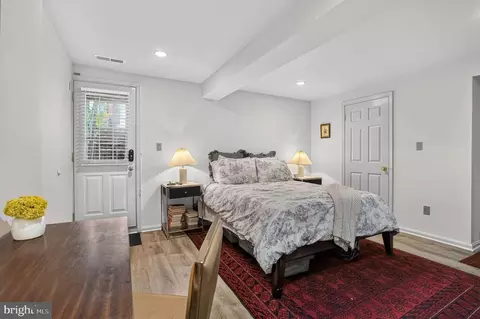 Bedroom - 1761 Willard St NW, Washington, DC 20009 photo 14 of 15