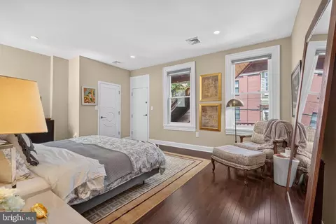 Bedroom - 1761 Willard St NW, Washington, DC 20009 photo 9 of 15