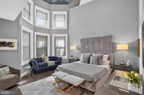 Bedroom - 1761 Willard St NW, Washington, DC 20009 photo 7 of 15
