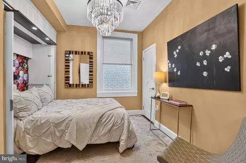 Bedroom - 1761 Willard St NW, Washington, DC 20009 photo 8 of 15