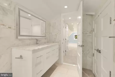 Bath - 4508 28th NW, Washington, DC 20008 photo 8 of 9