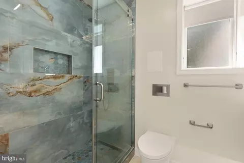 Bath - 4508 28th NW, Washington, DC 20008 photo 6 of 9