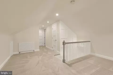 Entry Way - 4508 28th NW, Washington, DC 20008 photo 5 of 10