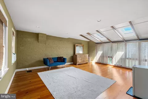 Other - 207 10th St SE, Washington, DC 20003 photo 14 of 17