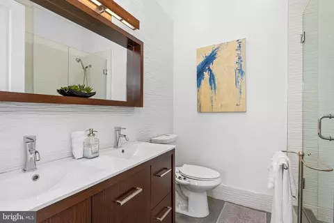 Bath - 507 K St NE #2, Washington, DC 20002 photo 1 of 4