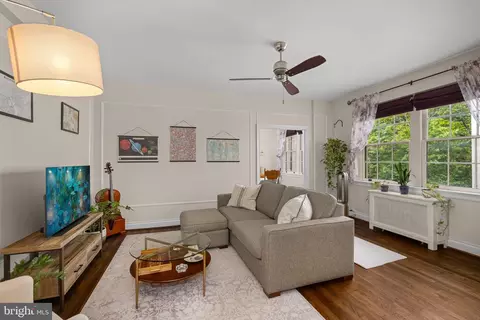 Living - 2737 Devonshire Pl NW #322, Washington, DC 20008 photo 1 of 3