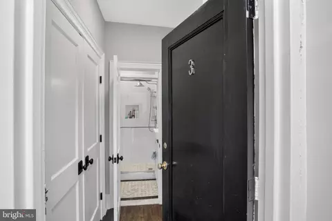 Entry Way - 213 5th St SE, Washington, DC 20003 photo 6 of 7