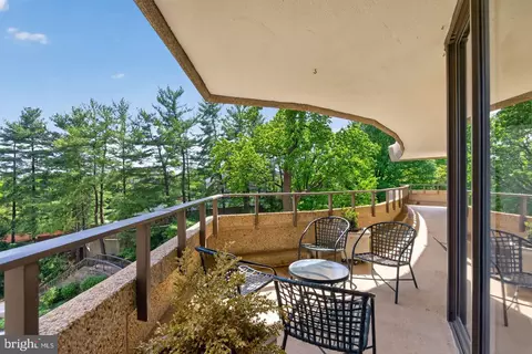 4200 Massachusetts Ave NW #402, Washington, DC 20016