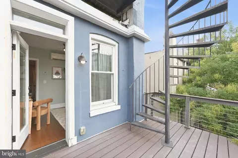 Exterior - 503 I St NE, Washington, DC 20002 photo 1 of 4