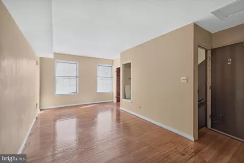 Living - 1102 K St SE, Washington, DC 20003 photo 4 of 5