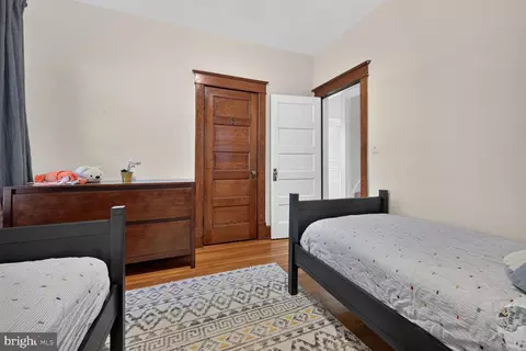 Bedroom - 4423 P St NW, Washington, DC 20007 photo 3 of 5