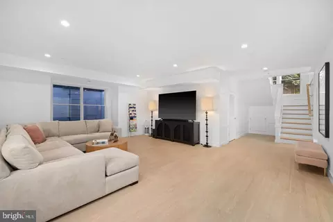 Living - 4892 Macarthur Blvd NW, Washington, DC 20007 photo 3 of 3