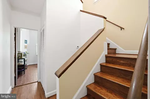 Entry Way - 1818 S Nw NW, Washington, DC 20009 photo 8 of 10