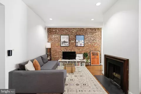 Living - 1818 S Nw NW, Washington, DC 20009 photo 2 of 3