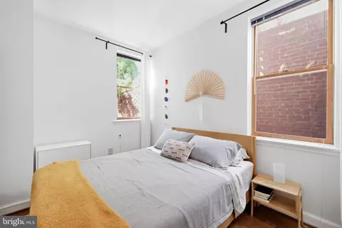 Bedroom - 1818 S Nw NW, Washington, DC 20009 photo 2 of 4