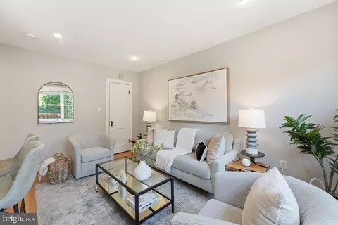Living - 1405 E Capitol St SE #3, Washington, DC 20003 photo 2 of 2