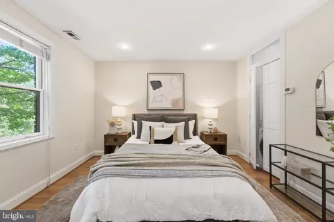 Bedroom - 1405 E Capitol St SE #3, Washington, DC 20003 photo 3 of 4