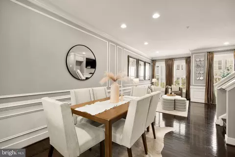Dining - 914 4th St SE, Washington, DC 20003 photo 1 of 1