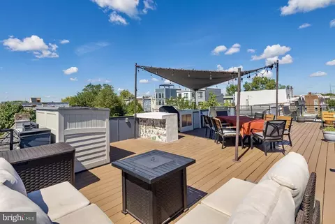433 Park Rd NW #2, Washington, DC 20010
