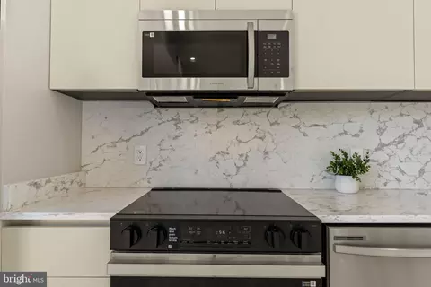 Kitchen - 2117 M St NE #31, Washington, DC 20002 photo 3 of 4