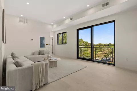 Living - 2117 M St NE #31, Washington, DC 20002 photo 1 of 6
