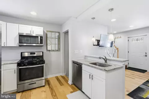 Entry Way - 5520 Bass Pl SE, Washington, DC 20019 photo 4 of 5